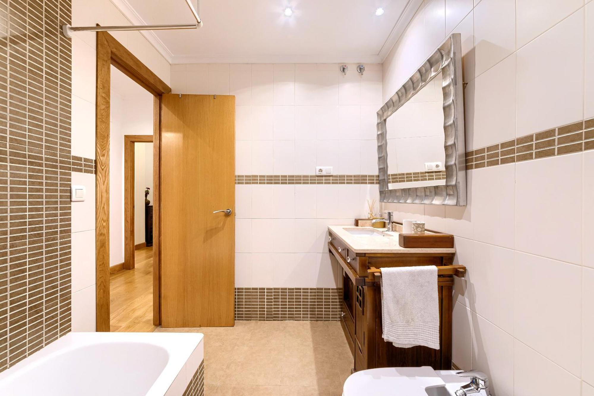 شقة Vivienda Turistica Acogedora Y Elegante En Irala بلباو المظهر الخارجي الصورة